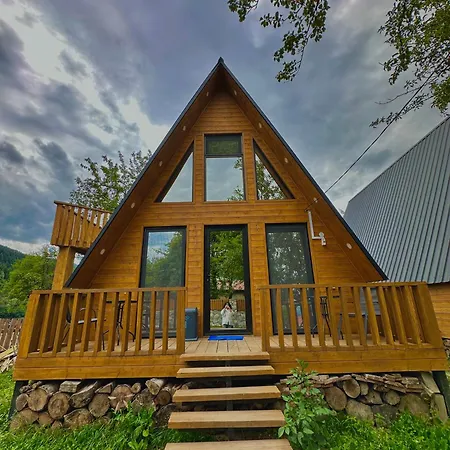 Garden Cottages Mestia Exterior photo